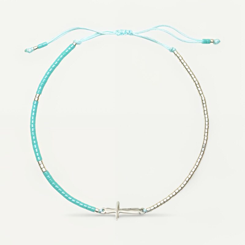 Bracelet croix argentée, perles turquoise