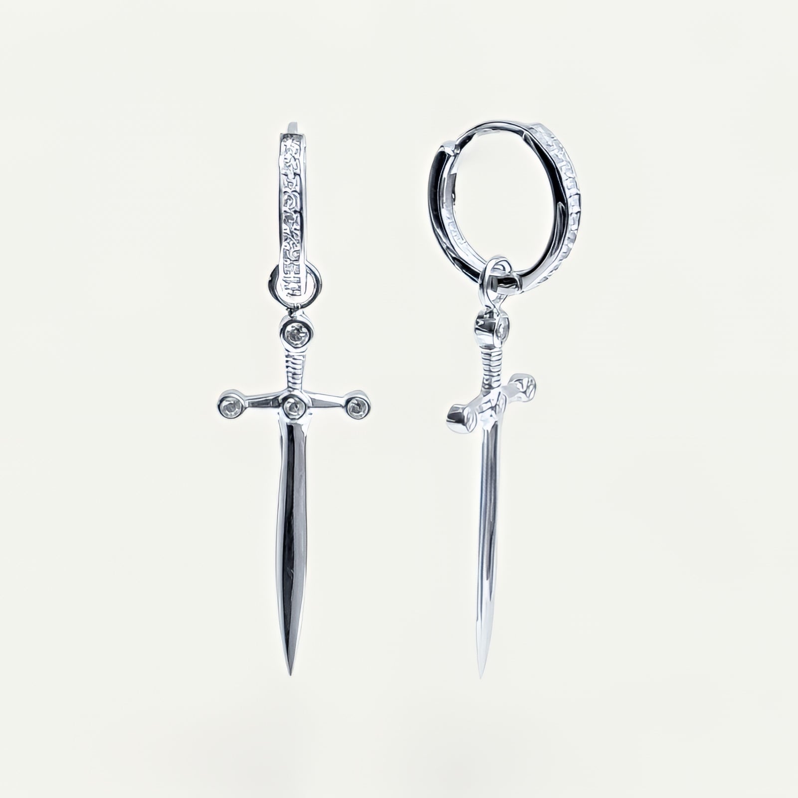 Boucles d'oreilles croix épée en argent sterling - Argenté