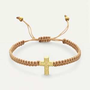 Bracelet croix tressé avec breloques dorées